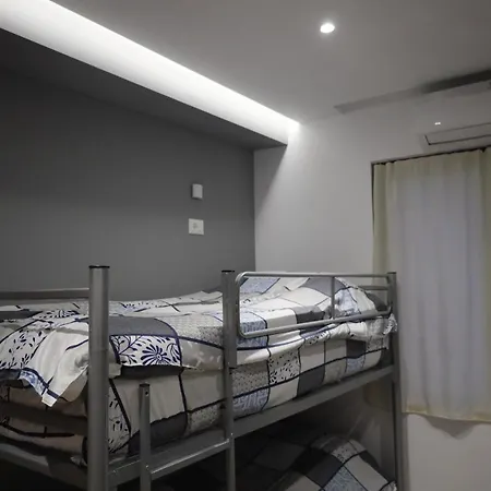 بيت شباب Sonche